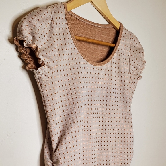 Beige Patterned Dotty Print Top with Ruffled Cap Sleeves - Picture 4 of 9